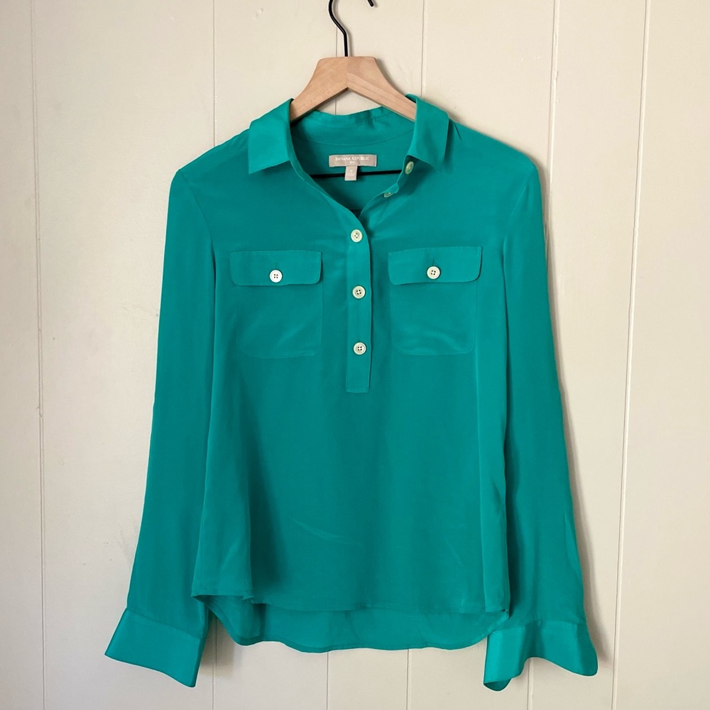 Banana republic silk quarter button down